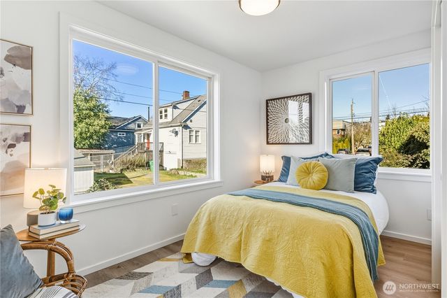 1316 Bradner Place S, Seattle, WA 98144