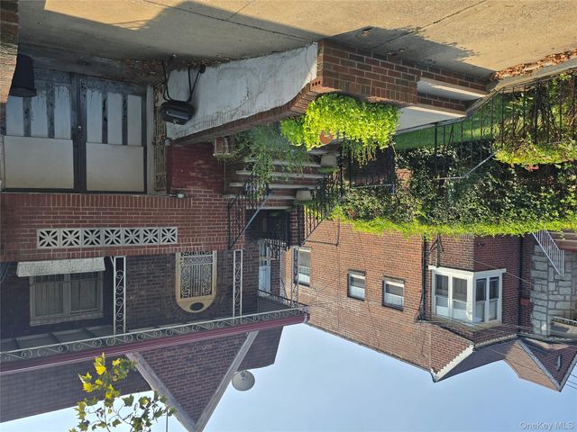 142 East 88 Street, Brooklyn, NY 11236