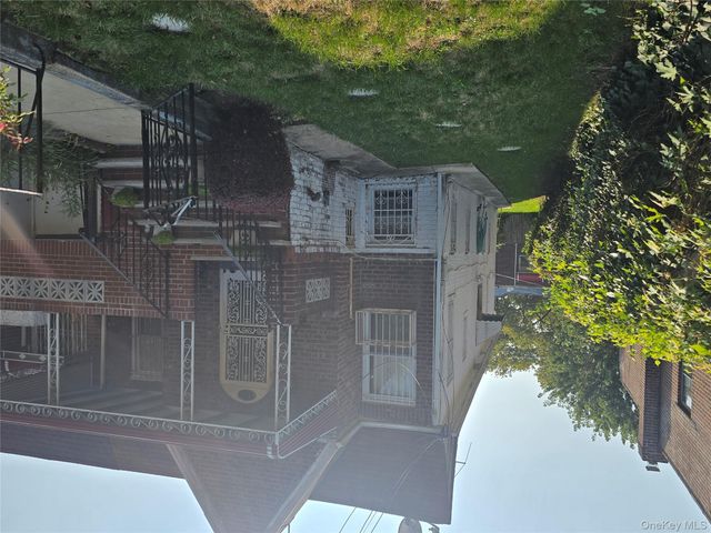 142 East 88 Street, Brooklyn, NY 11236