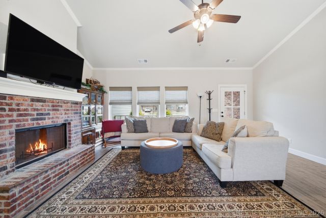 5355 W 2nd Street, Skiatook, OK 74070