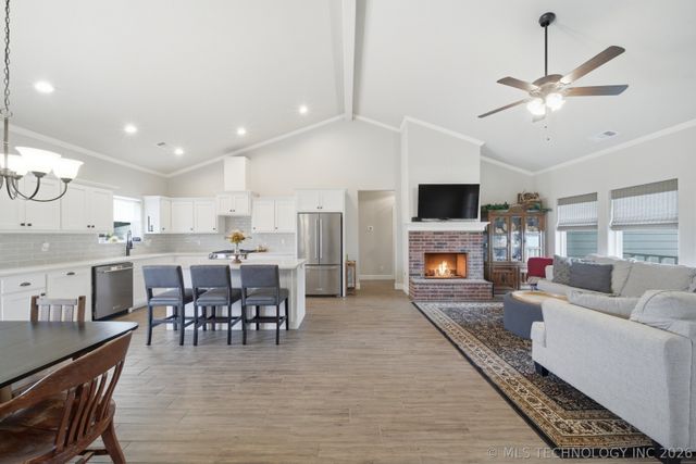 5355 W 2nd Street, Skiatook, OK 74070