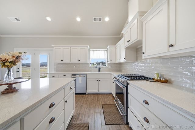 5355 W 2nd Street, Skiatook, OK 74070