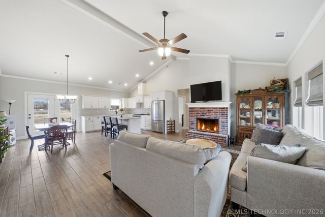 5355 W 2nd Street, Skiatook, OK 74070