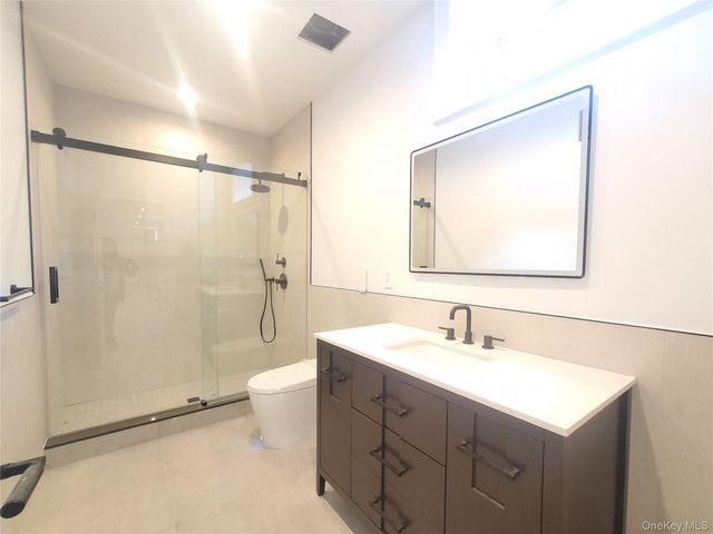 65 Page Lane, Westbury, NY 11590