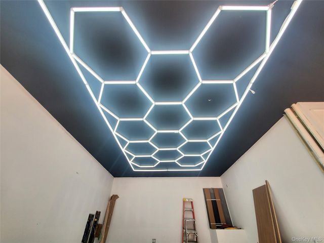 65 Page Lane, Westbury, NY 11590