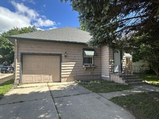 1204 2nd Avenue NW, Austin, MN 55912