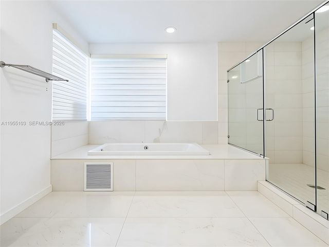 7451 NW 103rd Court, Doral, FL 33178