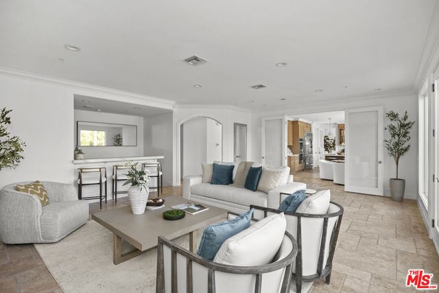3909 Cresthaven Drive, Westlake Village, CA 91362