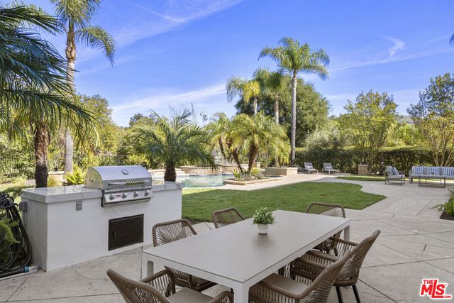 3909 Cresthaven Drive, Westlake Village, CA 91362