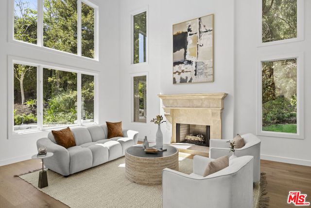 3909 Cresthaven Drive, Westlake Village, CA 91362