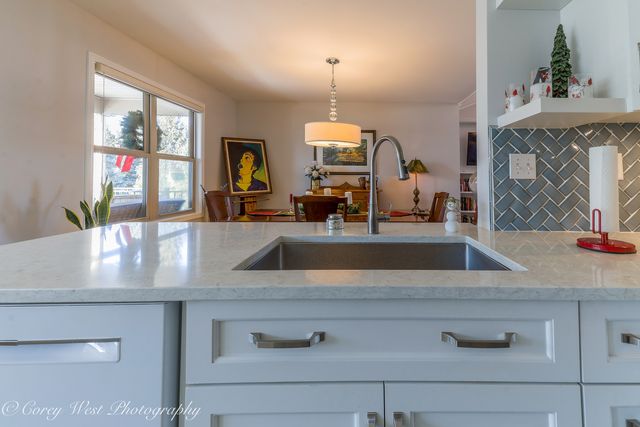 723 Nancy Court, Sycamore, IL 60178