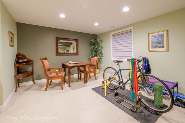 723 Nancy Court, Sycamore, IL 60178