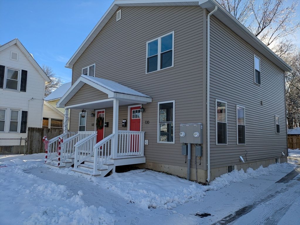 130 Dickinson 130, Springfield, MA 01108