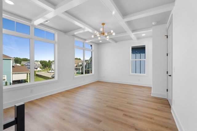 142 Barefoot Way, Winchester, TN 37398