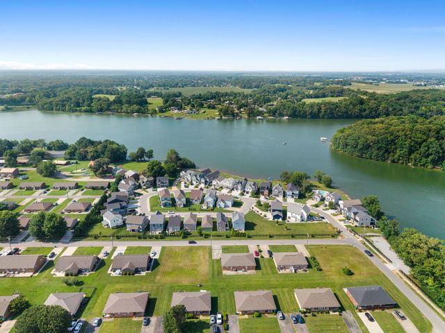 142 Barefoot Way, Winchester, TN 37398