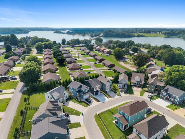 142 Barefoot Way, Winchester, TN 37398