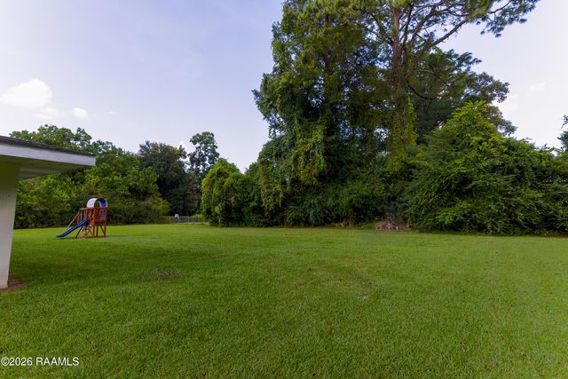 204 Rim Road, Lafayette, LA 70507