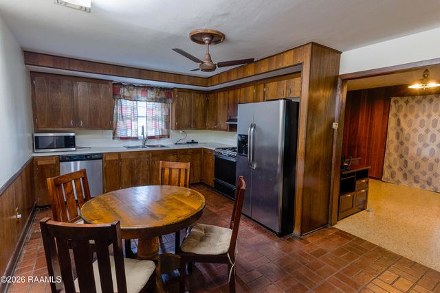 204 Rim Road, Lafayette, LA 70507