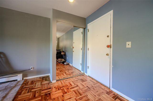 352 Central Avenue 10D, Scarsdale, NY 11221
