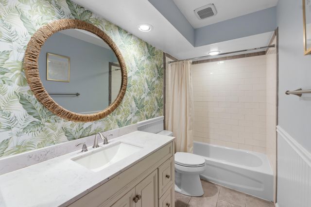 10152 Aspen Way, Palm Beach Gardens, FL 33410