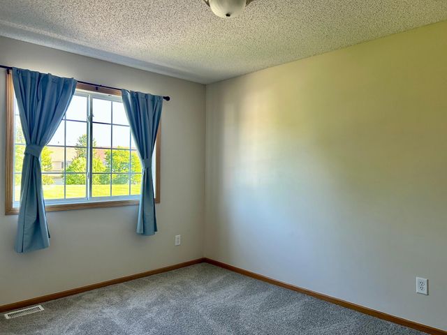 18092 69th Place N, Maple Grove, MN 55311