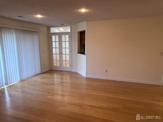 1706 Pebble Place, Sayreville, NJ 08859