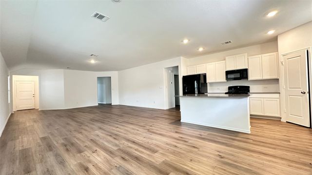 155 Crawford, Kyle, TX 78640