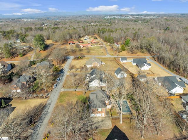 304 N Silver Beech Lane, Greer, SC 29651