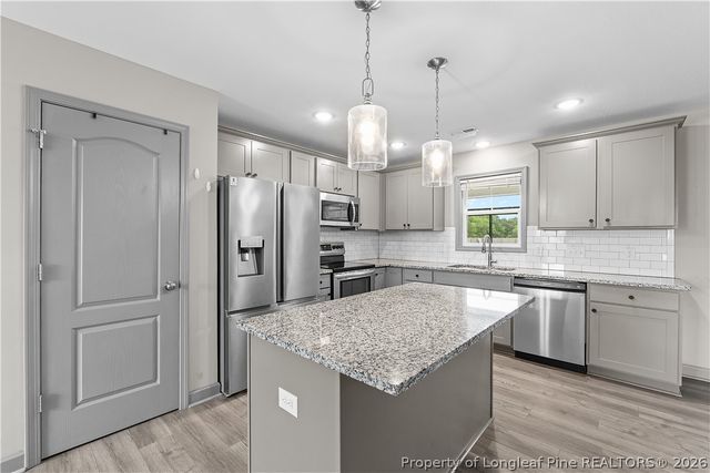 98 Vesper Lane, Parkton, NC 28371