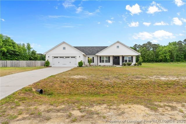 98 Vesper Lane, Parkton, NC 28371