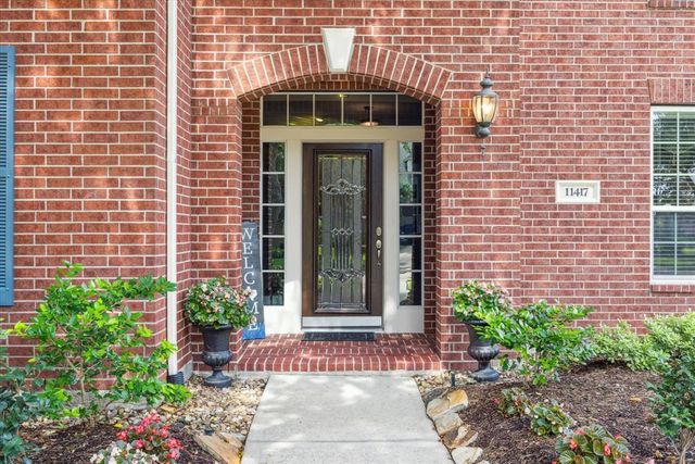 11417 Stoney Falls Drive, Houston, TX 77095