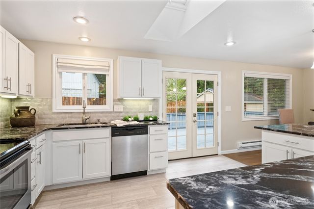 408 119th Avenue E, Edgewood, WA 98372