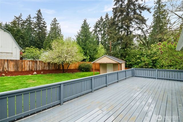 408 119th Avenue E, Edgewood, WA 98372