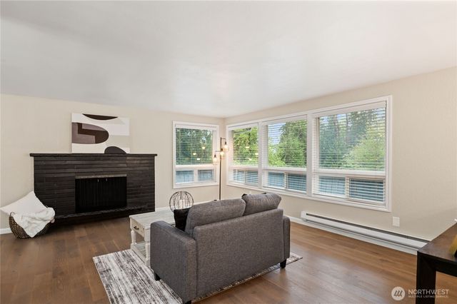 408 119th Avenue E, Edgewood, WA 98372