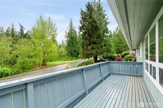 408 119th Avenue E, Edgewood, WA 98372