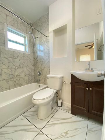 4721 14TH AVENUE S, St Petersburg, FL 33711