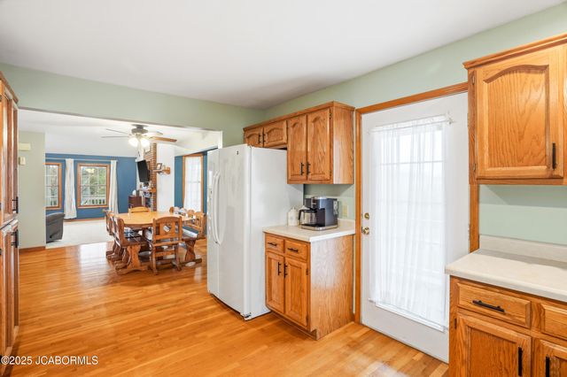 5811 STERLING RIDGE ROAD, Jefferson City, MO 65101