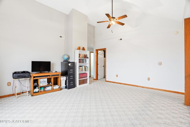 5811 STERLING RIDGE ROAD, Jefferson City, MO 65101