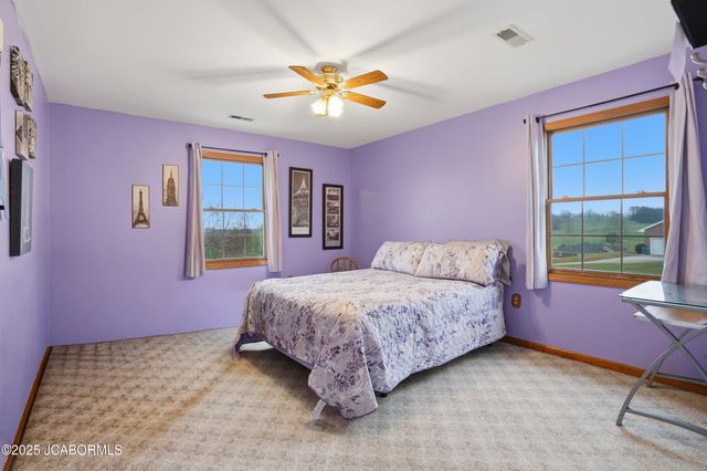 5811 STERLING RIDGE ROAD, Jefferson City, MO 65101