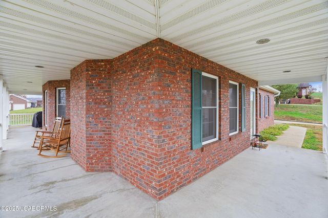 5811 STERLING RIDGE ROAD, Jefferson City, MO 65101