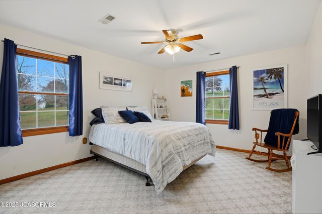 5811 STERLING RIDGE ROAD, Jefferson City, MO 65101