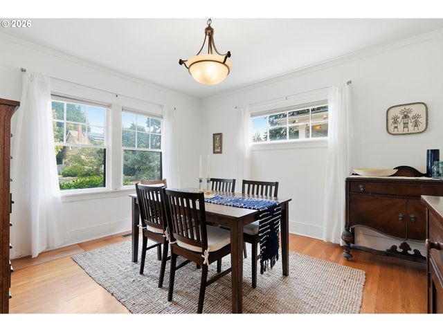 2915 Ne 56TH Ave, Portland, OR 97213