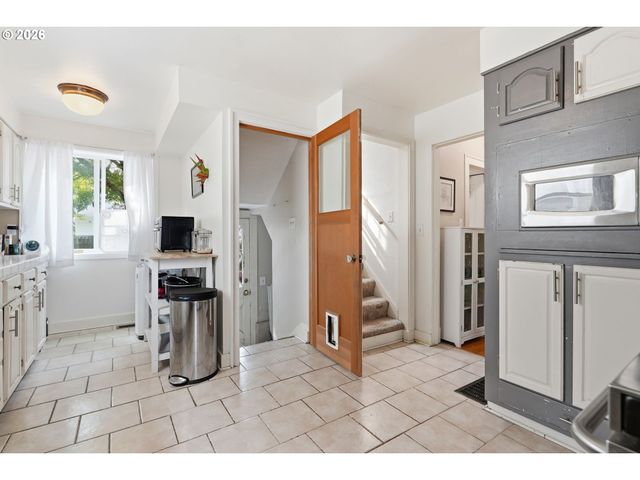 2915 Ne 56TH Ave, Portland, OR 97213