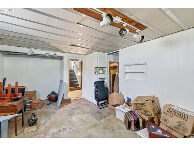 2915 Ne 56TH Ave, Portland, OR 97213