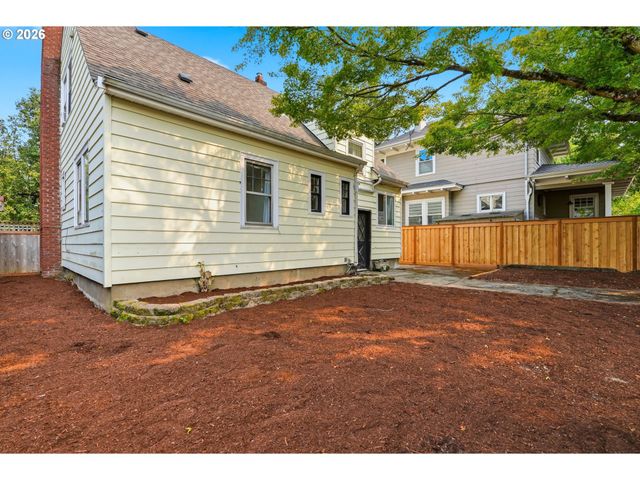 2915 Ne 56TH Ave, Portland, OR 97213