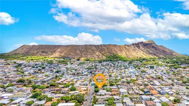 3473 Winam Avenue, Honolulu, HI 96815