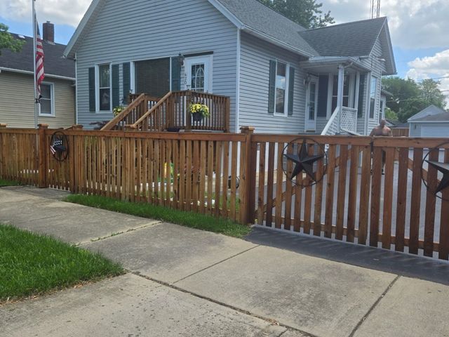 420 Elwood Street, Joliet, IL 60432