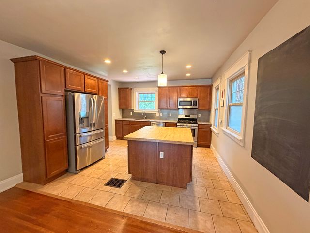 831 N Ft Thomas Avenue, Fort Thomas, KY 41075