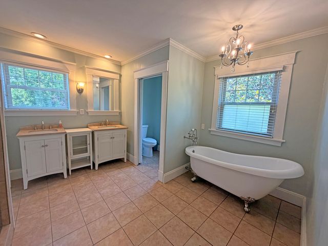 831 N Ft Thomas Avenue, Fort Thomas, KY 41075