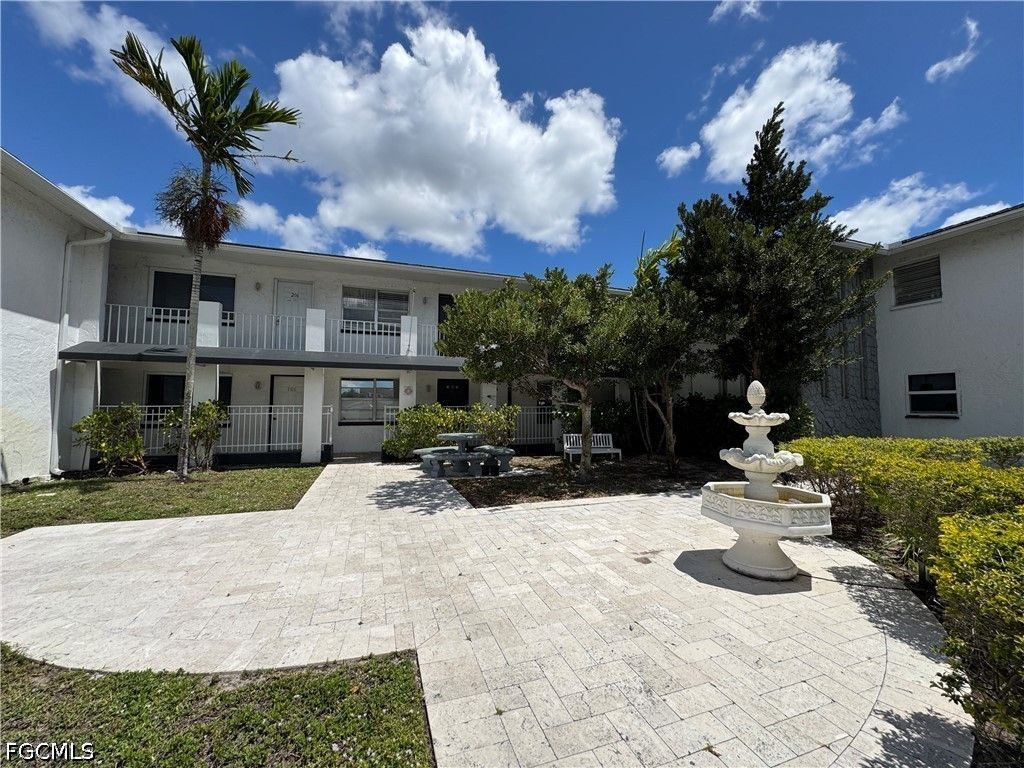 3817 Del Prado BLVD S, Cape Coral, FL 33904